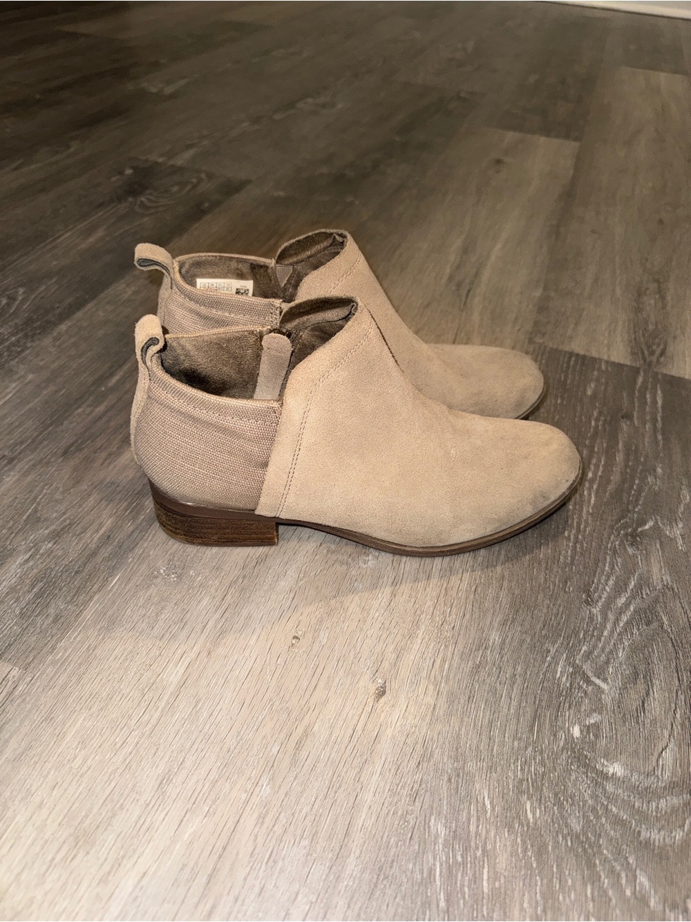 Women’s TOMS suede ankle booties